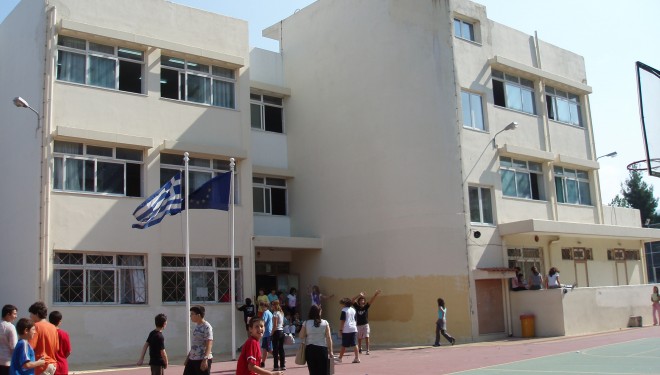 Συγχωνεύσεις και καταργήσεις 300 σχολείων: ποια εξαιρούνται